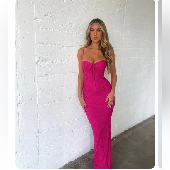 NWT outcast clothing pink dress maxi - Picture 2 of 3